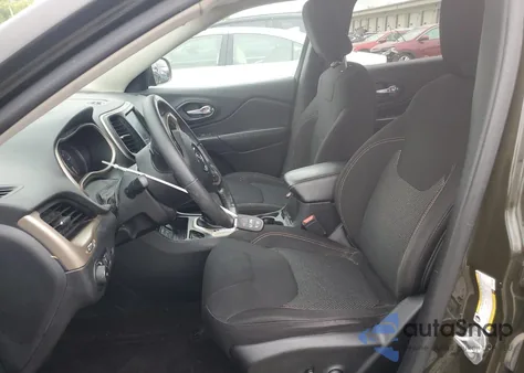 2016 Jeep Cherokee Latitude z USA, uszkodzony, nr VIN 1C4PJLCB4GW312050